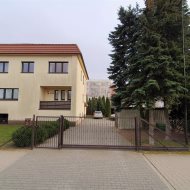 Dom na sprzedaż